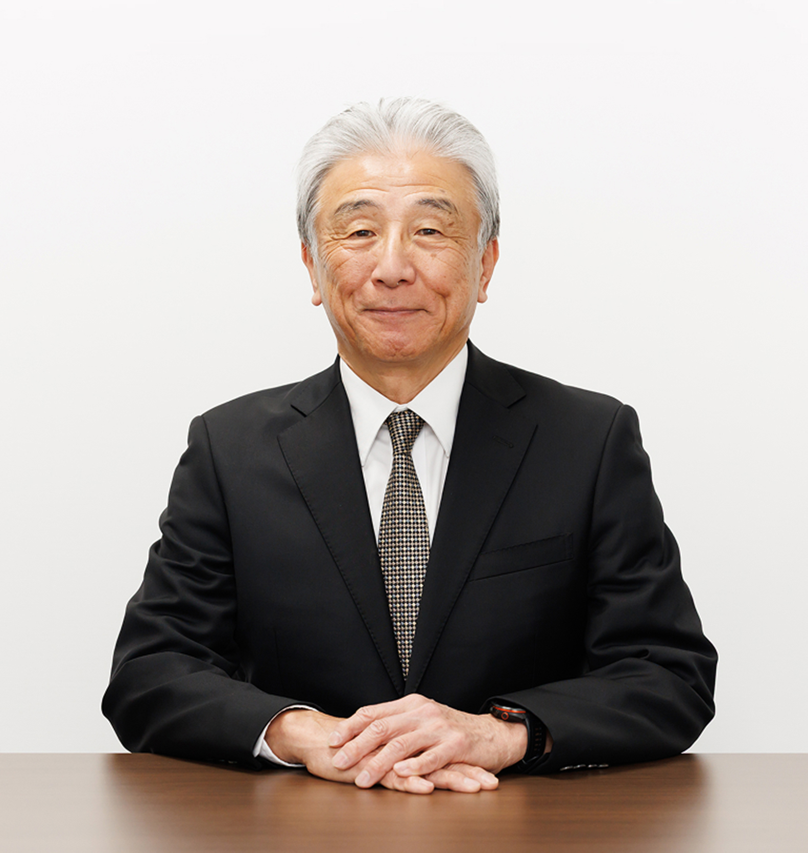 代表取締役会長 中村雅夫